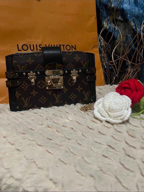 None Handbags - nwt Trunk Crossbody Bag